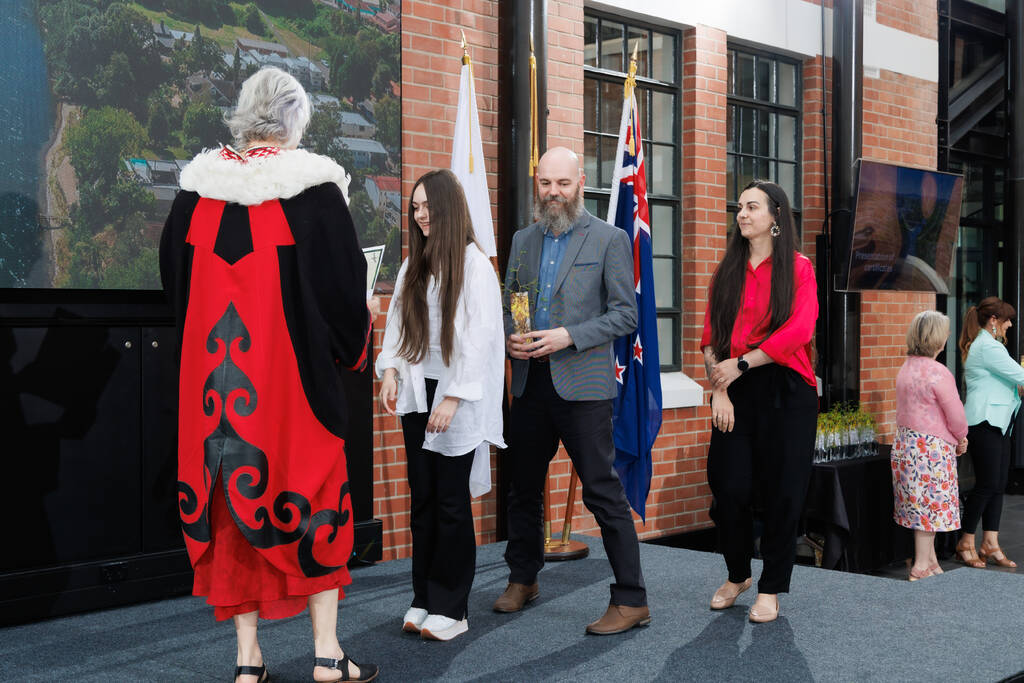 073_HCC_NZCitizenship_2_20Nov2023.jpg