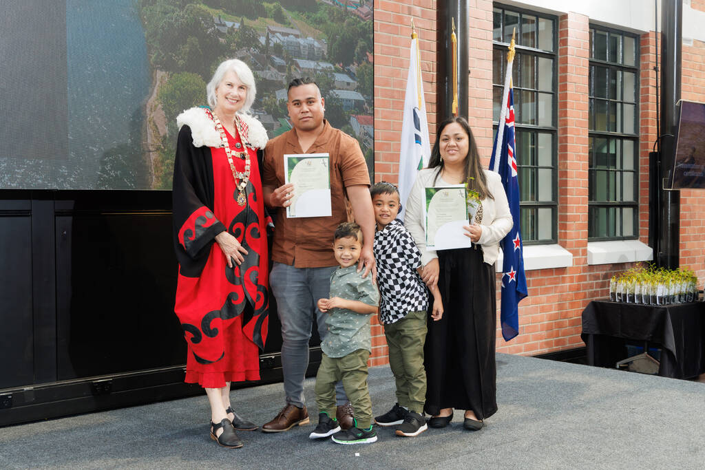 093_HCC_NZCitizenship_1_20Nov2023.jpg