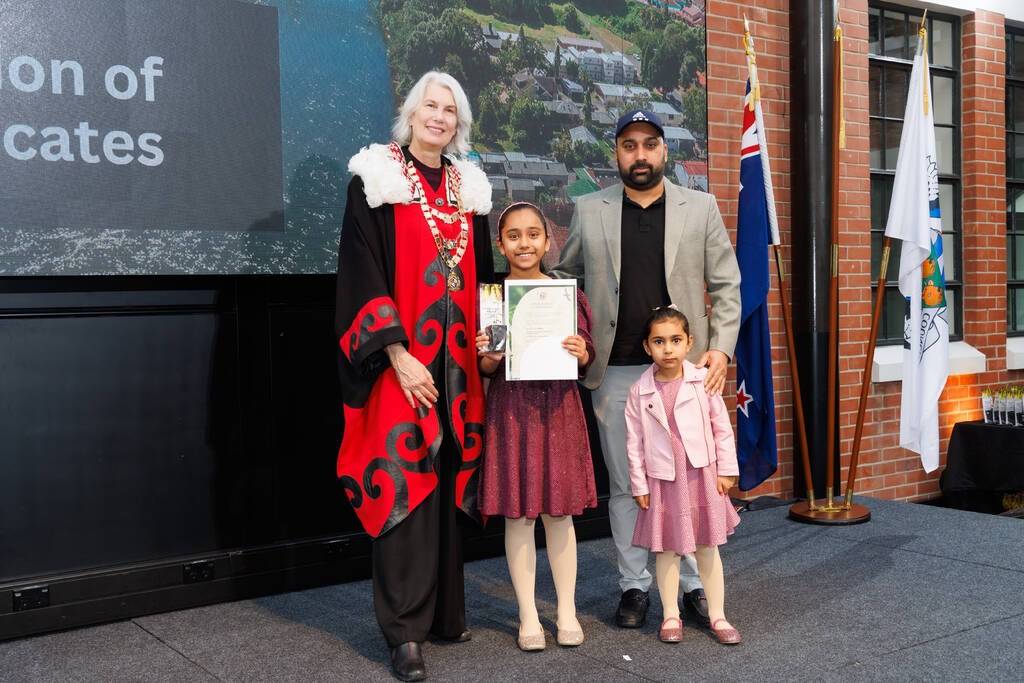 092_HCC_NZCitizenship_1_14Aug2023.jpg