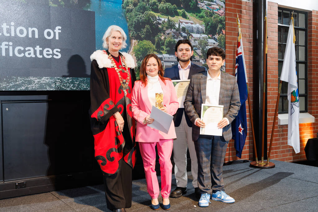 035_HCC_NZCitizenship_2_14Aug2023.jpg