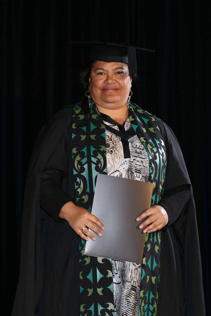 1017_Tainui_Grad_3_21Apr17.jpg