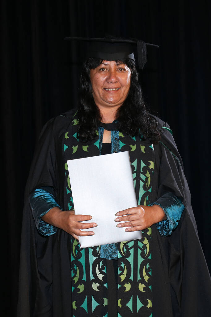 1028_Tainui_Grad_3_21Apr17.jpg