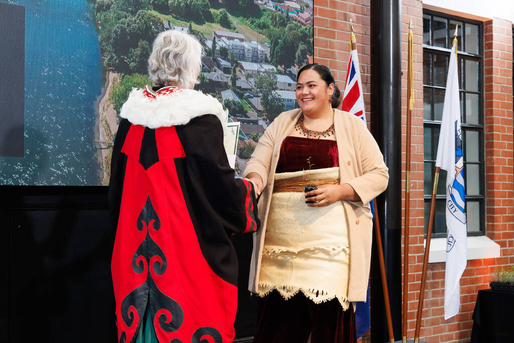 053_HCC_NZCitizenship_1_25Sep2023.jpg