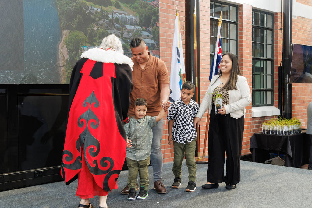 092_HCC_NZCitizenship_1_20Nov2023.jpg