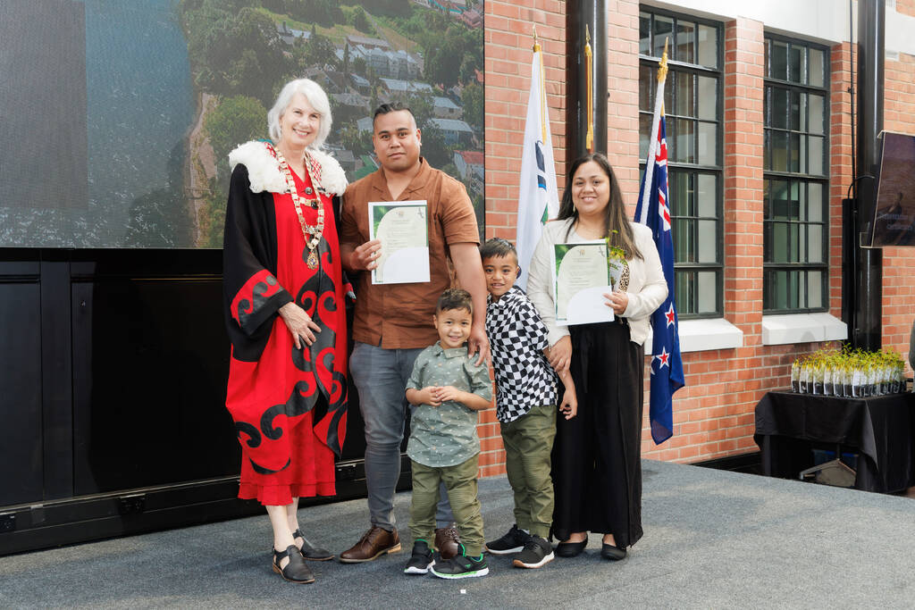 094_HCC_NZCitizenship_1_20Nov2023.jpg