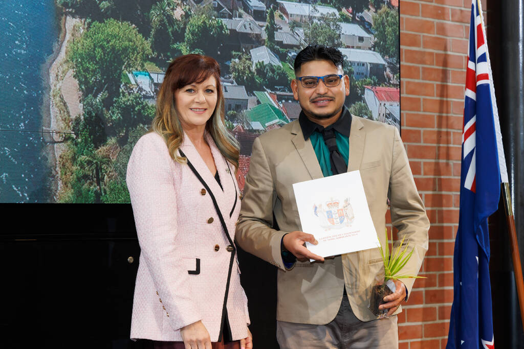 073_HCC_NZCitizenship_2_12Aug2024.jpg