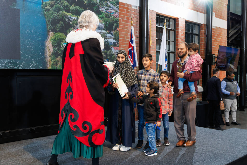 031_HCC_NZCitizenship_2_25Sep2023.jpg