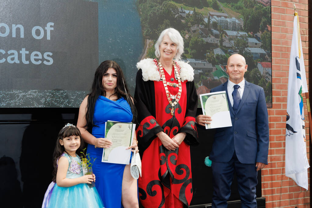 090_HCC_NZCitizenship_1_20Nov2023.jpg