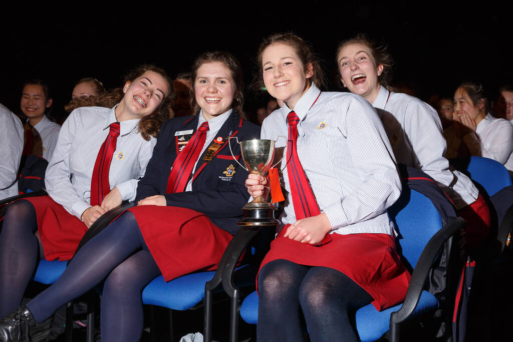 Dio House Singing 2016 1024.jpg