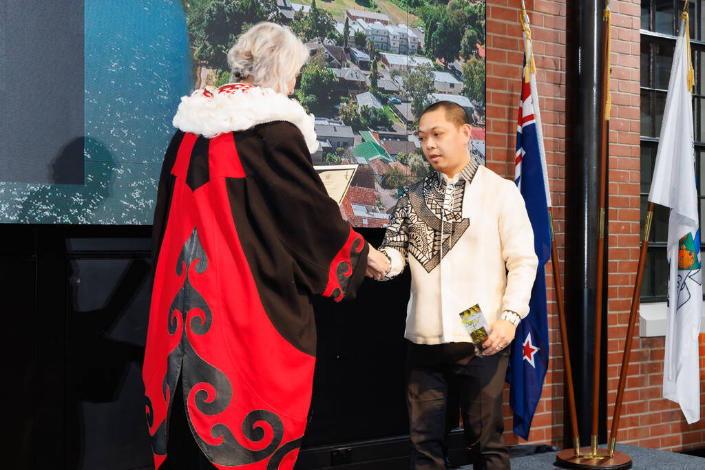 039_HCC_NZCitizenship_2_14Aug2023.jpg