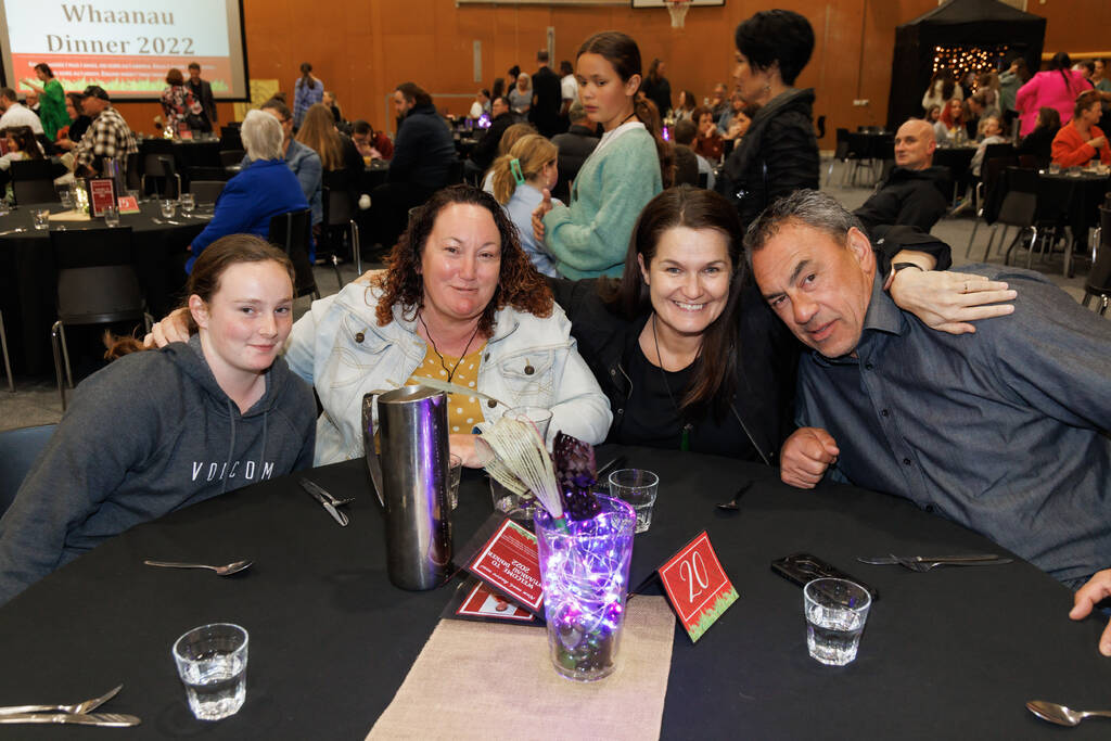 015_WDSG_WhanauDinner_9Sep2022.jpg