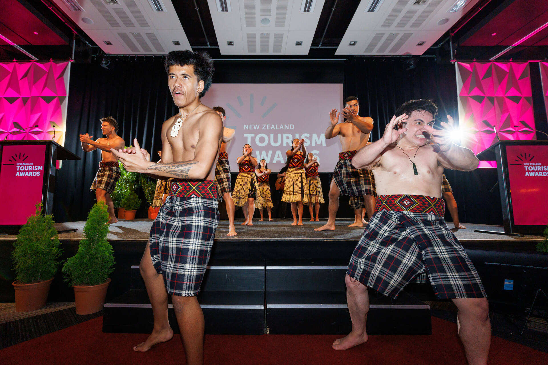 136_TIA_NZTourismAwards_10Nov2022.jpg